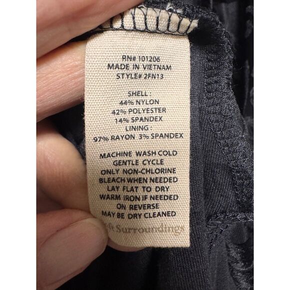 SOFT SURROUNDINGS Walden Velvet Turtleneck, Black, Sz M - Picture 10 of 11